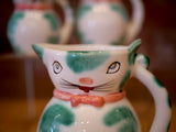 Graduated Cat Pitchers